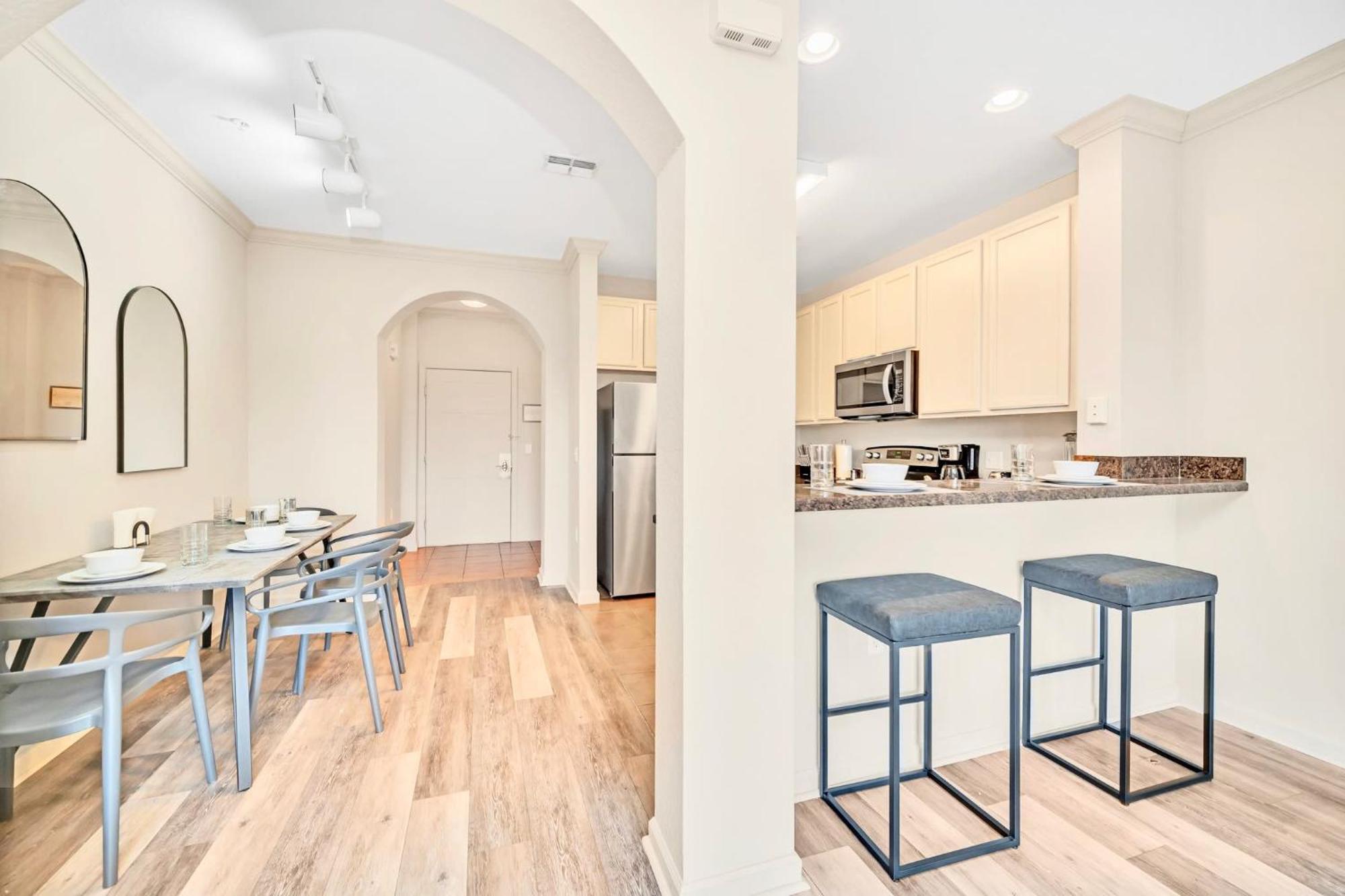 Stunning 2Br Condo With Hot Tub And Pool, Near Disney! Orlando Eksteriør billede